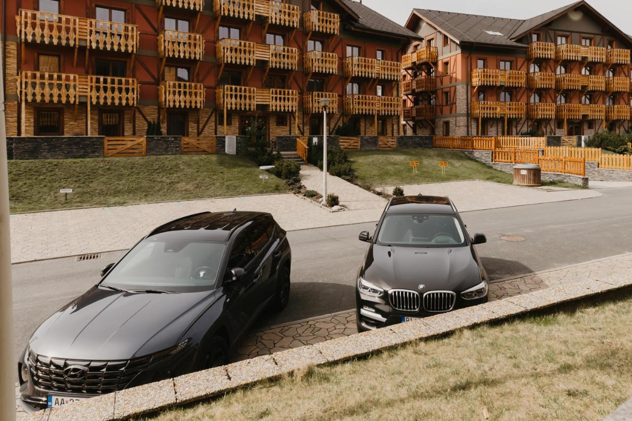 Hill View Apartment Tatragolf ヴェルカー・ロムニツァ エクステリア 写真